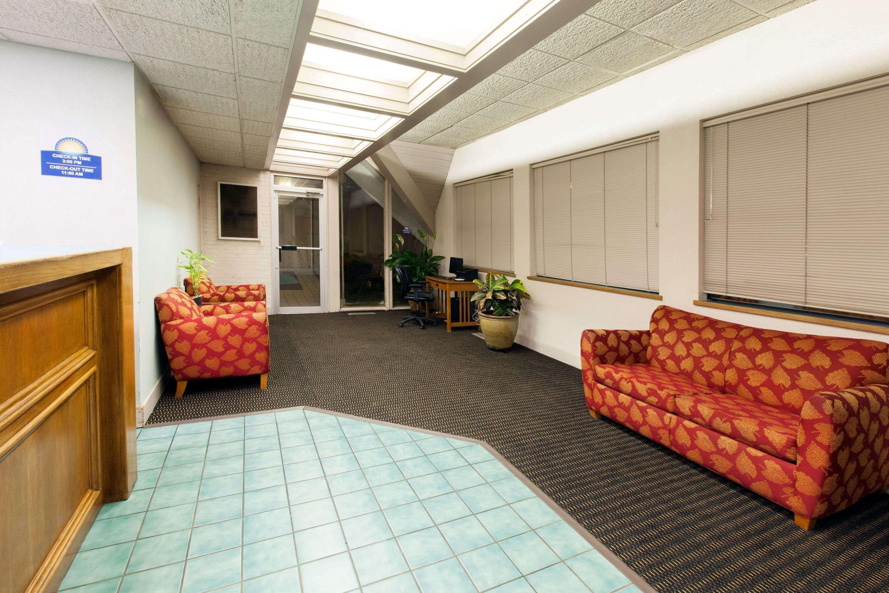 Days Inn By Wyndham Norman Buitenkant foto