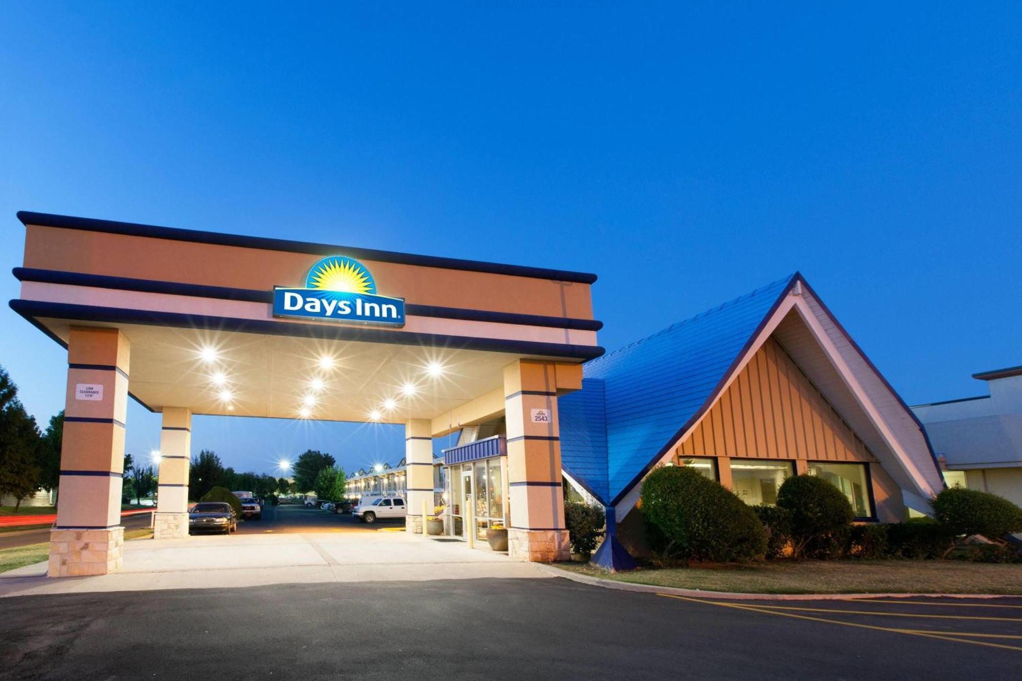 Days Inn By Wyndham Norman Buitenkant foto